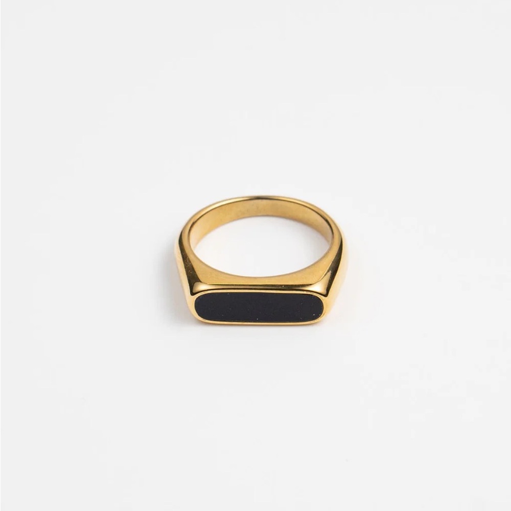 Waterproof Gold and Black Bar Ring